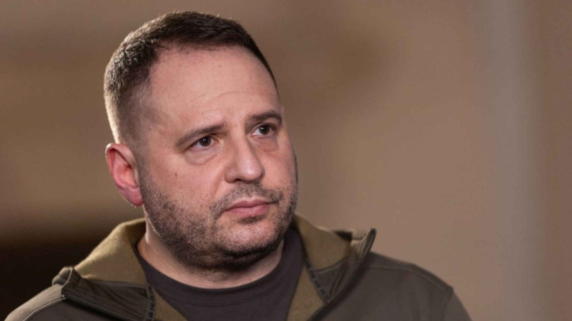 Фото до матеріалу: У залі суду відбулась перепалка між Єрмаком і ексрозвідником Червінським