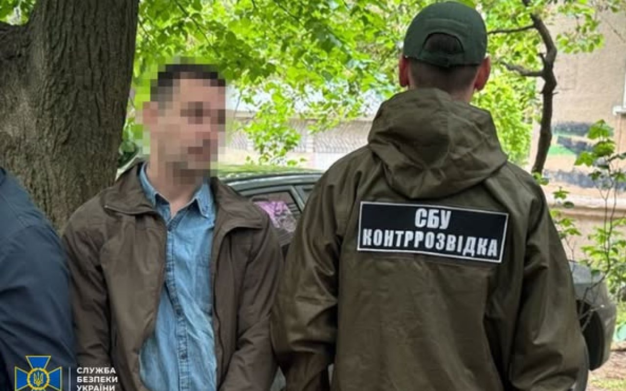 Фото до матеріалу: Правоохоронці розіграли мережу, що готувала вбивства та диверсії в країнах ЄС