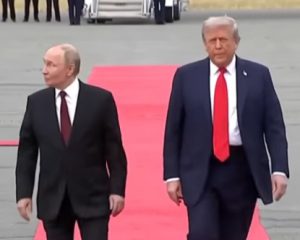 Фото до матеріалу: Трамп і Путін обговорили перемир'я на 9 травня: деталі телефонної розмови
