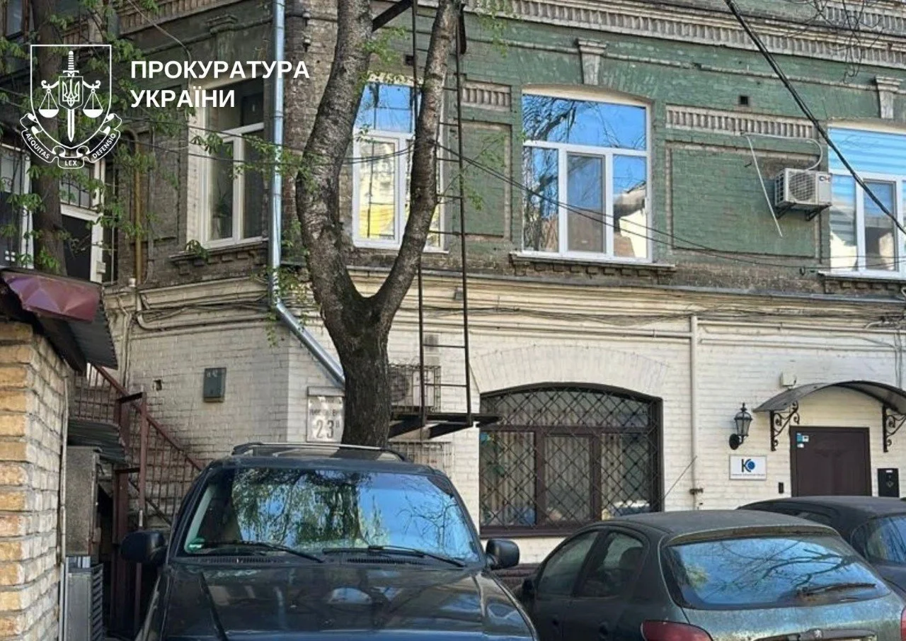 Фото до матеріалу: Суд повернув київські підвали на Подолі засудженому юристу Радикові