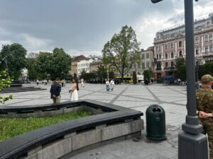 Фото до матеріалу: У центрі Львова багато поліції (ВІДЕО)