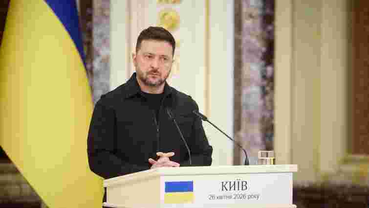 Фото до матеріалу: Зеленський прояснив використання першого траншу ЄС на озброєння та енергетику