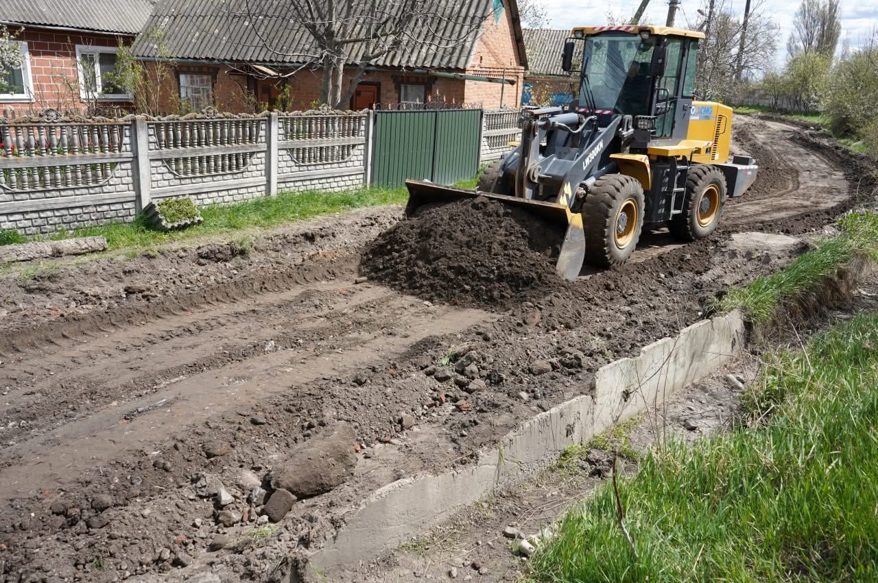 Фото до матеріалу: Ремонт доріг у приватному секторі Вінниці: стартують роботи на Луговій та провулку Наливайка