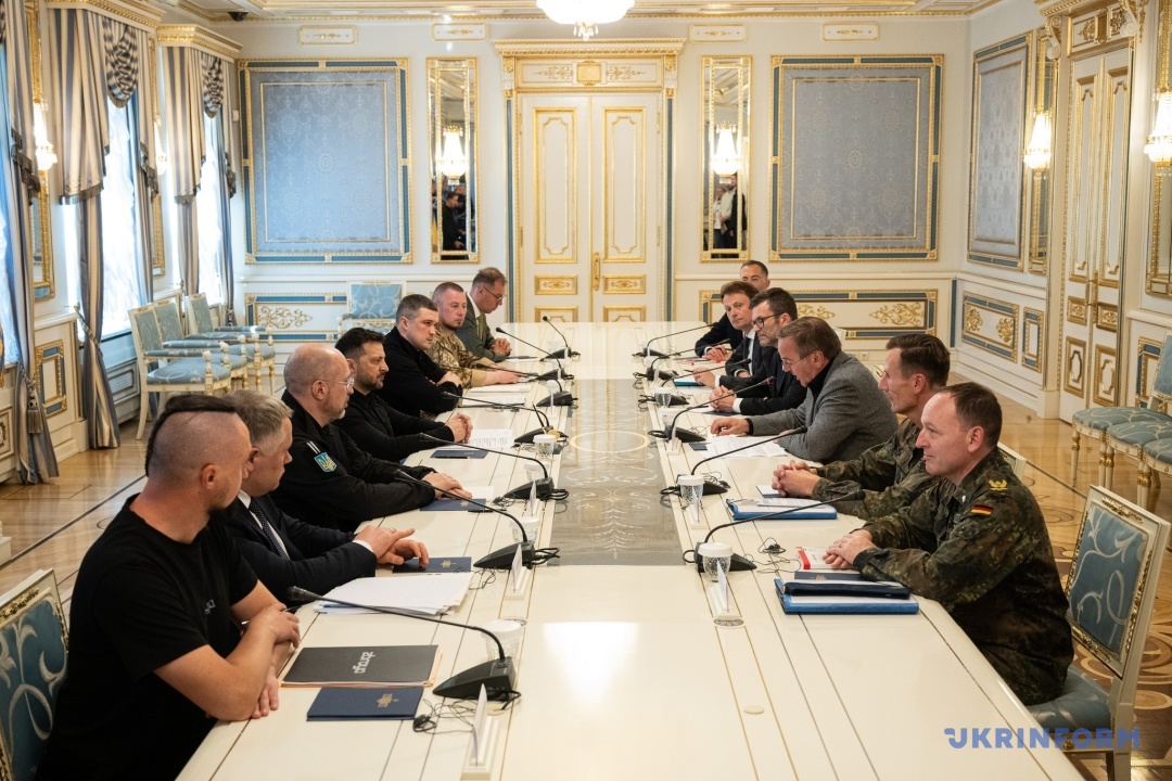 Фото до матеріалу: Україна та Німеччина запускають 6 спільних оборонних проєктів