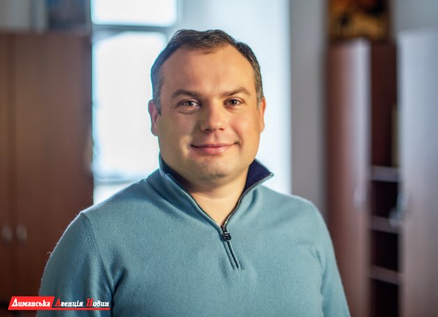 Фото до матеріалу: Визирська громада привітала голову з Днем народження