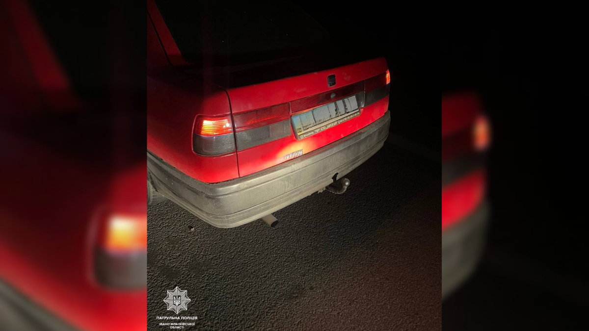 Фото до матеріалу: У Франківську неповнолітнього за кермом відсторонили від водіння