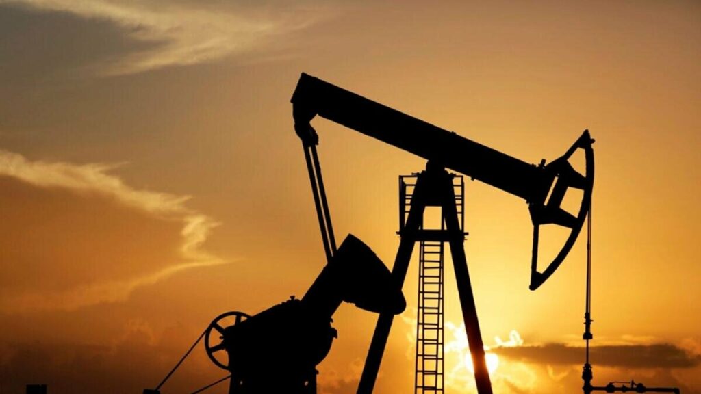 Фото до матеріалу: ОПЕК+ скоротили видобуток нафти: чи врятує це економіку Росії?