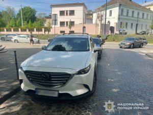 Фото до матеріалу: Львівська міська рада передала військовим ще 6,3 млн грн обладнання