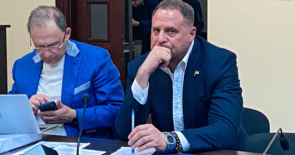 Фото до матеріалу: Суд продовжив слухання щодо запобіжного заходу Андрію Єрмаку