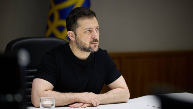 Фото до матеріалу: Ніхто нічого офіційно не пропонував: Зеленський про ідею перемир’я на 9 травня