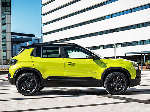 Фото до матеріалу: Jeep представляє новий Jeep Avenger та спец-версію до 85-річчя: Авто новини від AUTO-Consulting