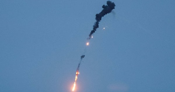 Фото до матеріалу: Росіяни атакують Хмельниччину ударними дронами: три постраждалих, пошкоджено адмінбудівлю