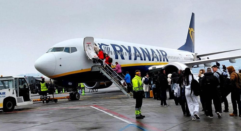 Фото до матеріалу: Ryanair не скасовуватиме рейси до березня 2027 року через запаси палива
