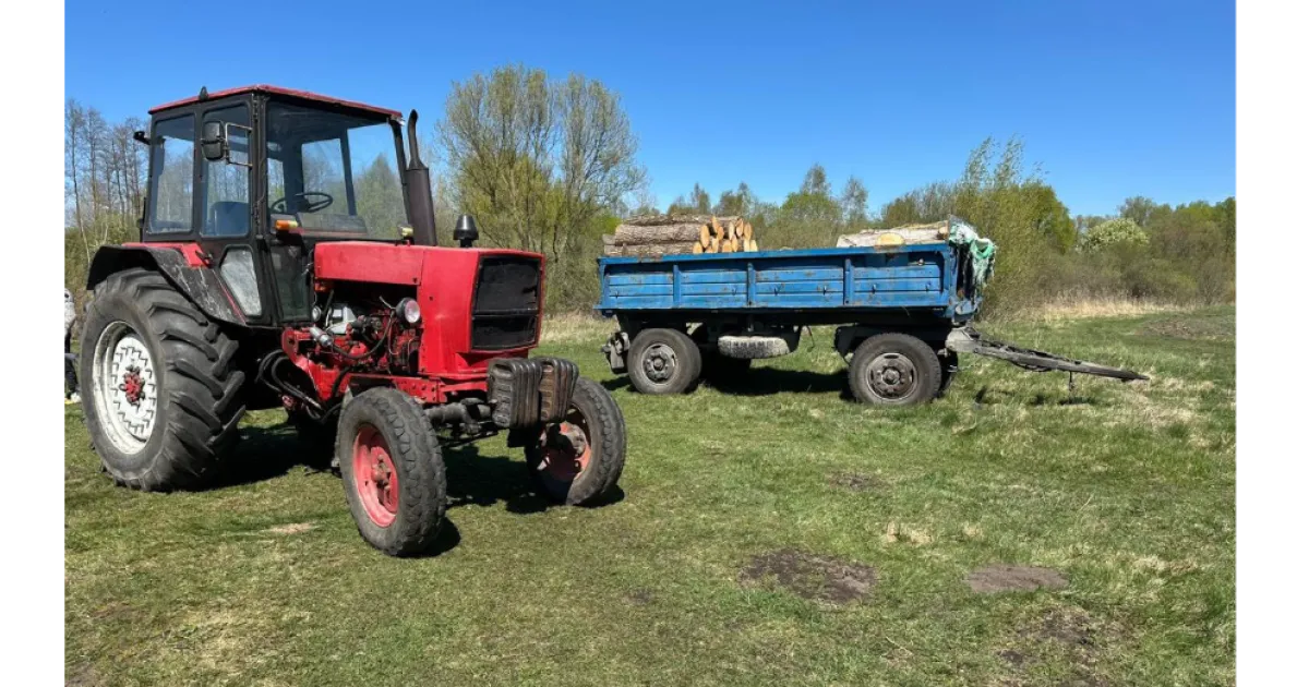 Фото до матеріалу: Поліція виявила причіп з незаконною лісодеревиною в Сошичненській громаді