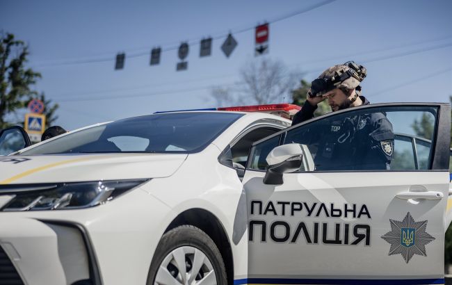 Фото до матеріалу: Чому поліцейські в Києві не використовують зброю: експерт пояснив причини