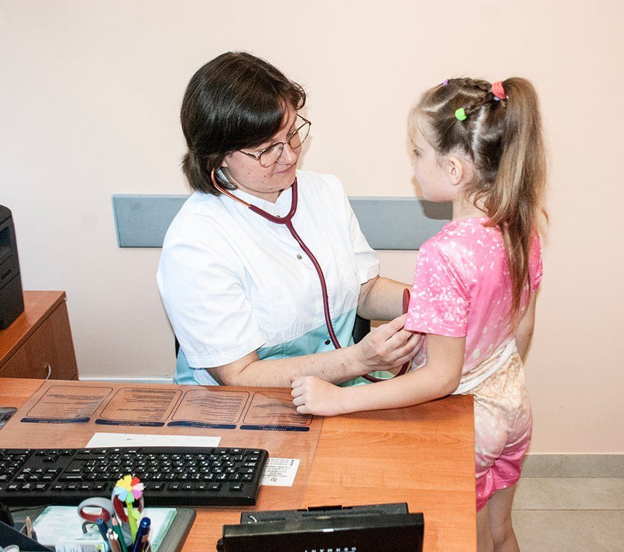 Фото до матеріалу: Медичний огляд дітей за формою 086/о: що батькам потрібно знати перед початком навчального року