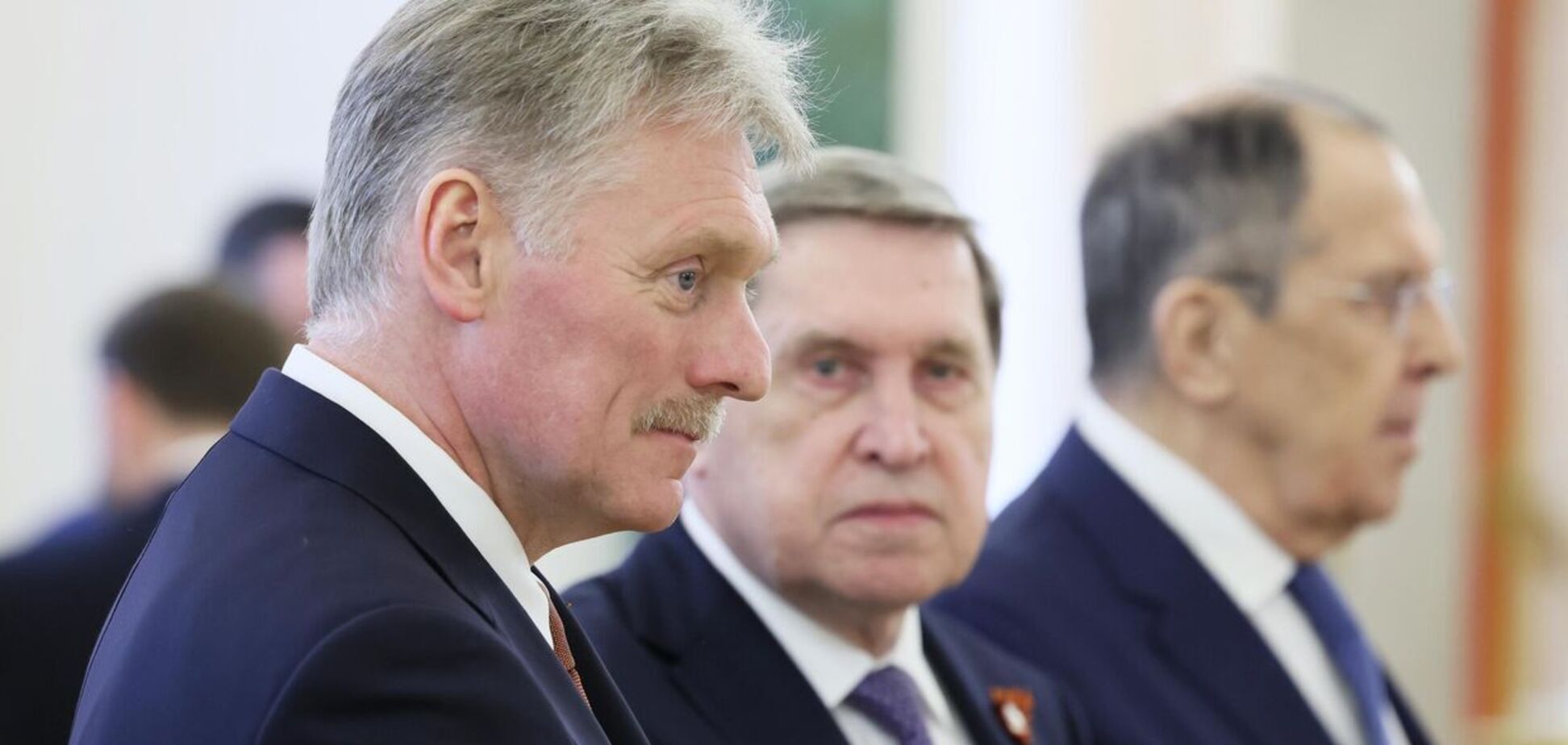 Фото до матеріалу: Пєсков і Ушаков: мирні переговори з Україною «надто складні»