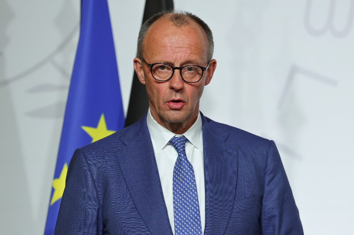 Фото до матеріалу: Мерз відмовив Путіну: Німеччина не погоджується на переговори з прокремлівським послом