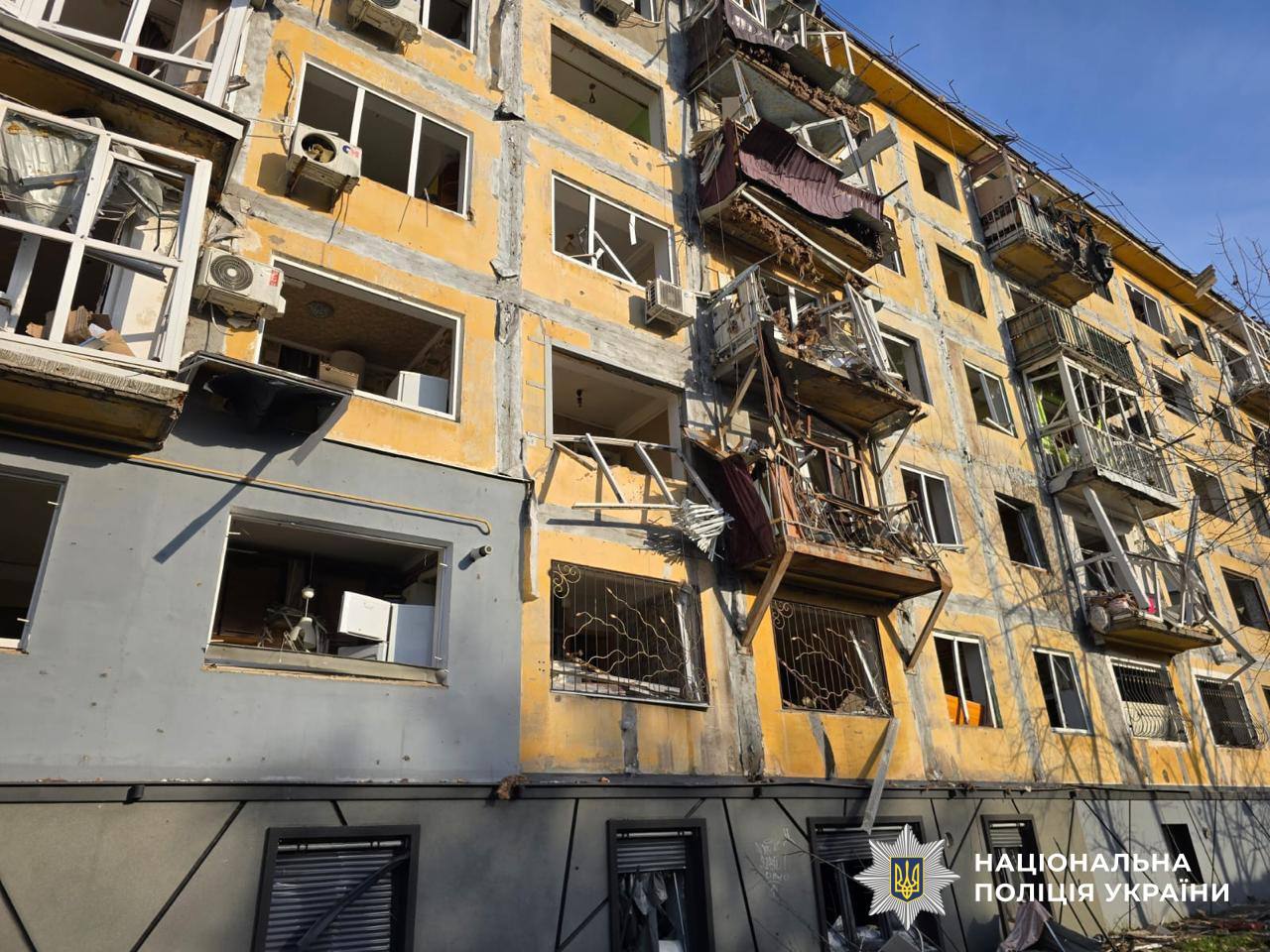 Фото до матеріалу: За день в Україні загинули 27 цивільних, понад 120 поранено внаслідок масованих обстрілів