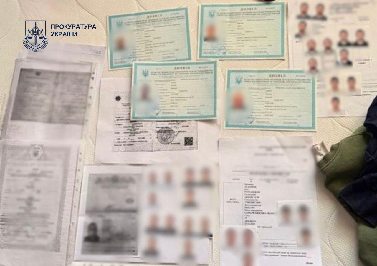 Фото до матеріалу: У Києві розкрито мережу фіктивного волонтерства за 40 тисяч гривень