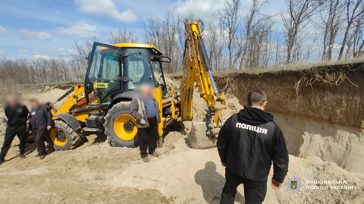 Фото до матеріалу: Директора комунального підприємства в Кодимі заарештували за нелегальний видобуток піску